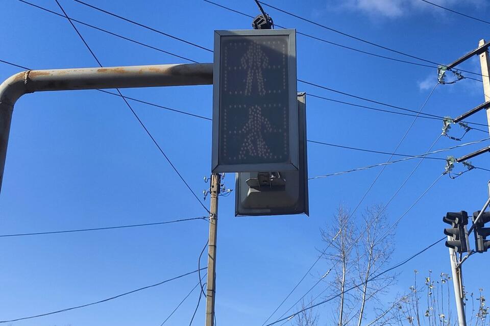 В центральном районе города почти неделю не работает светофор