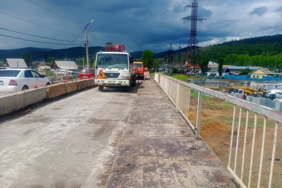 В Хилке начался ремонт аварийного моста