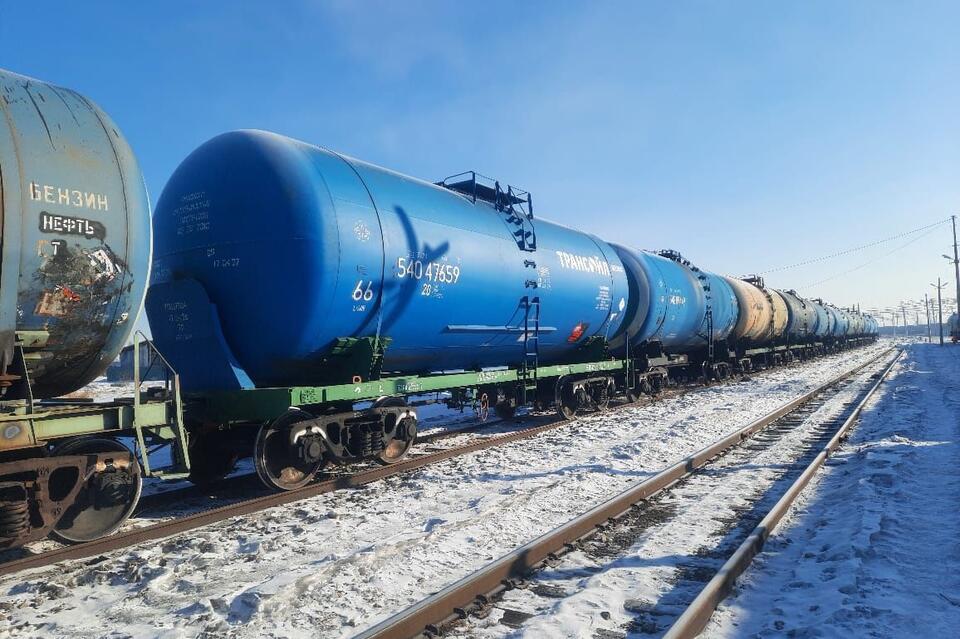 Перевозку опасных грузов проверили на Кадале