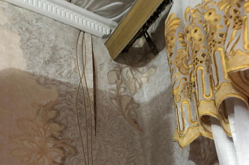 Квартиру затопило в доме на ГРЭСе