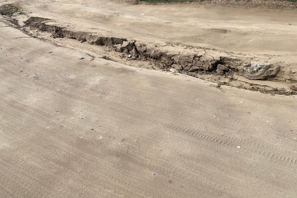 Жители села Засопка бьют тревогу из-за размытых дорог