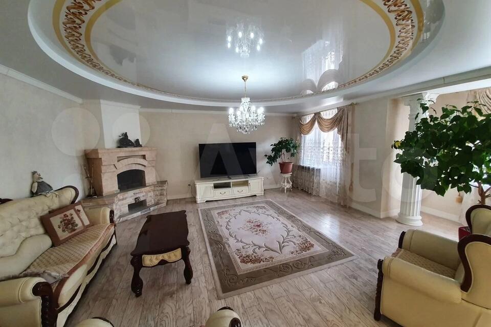 Сын Лёвочкиной выставил на продажу квартиру за 30 миллионов рублей - источник