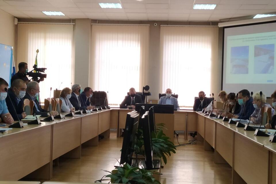 Сапожников ввёл особый режим в мэрии