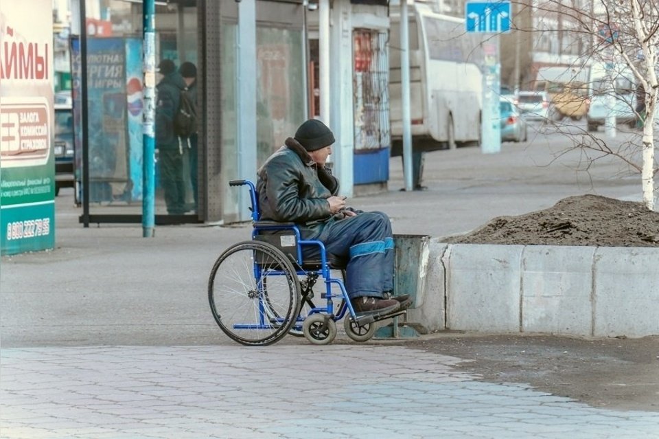 Правила выдачи средств реабилитации для инвалидов упростили в России
