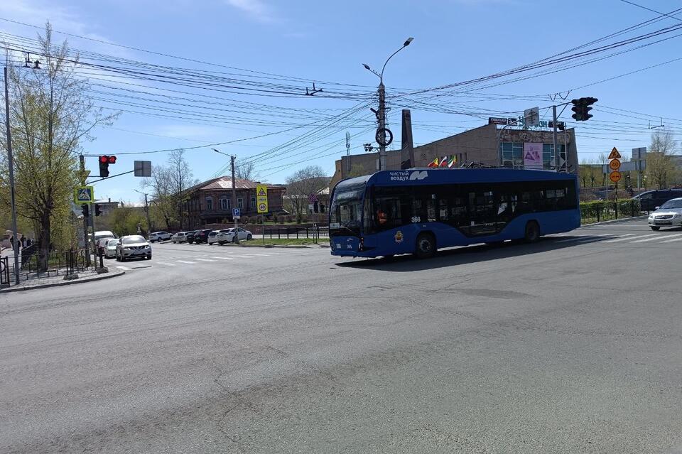 ДТП с троллейбусом произошло на перекрестке в центре Читы