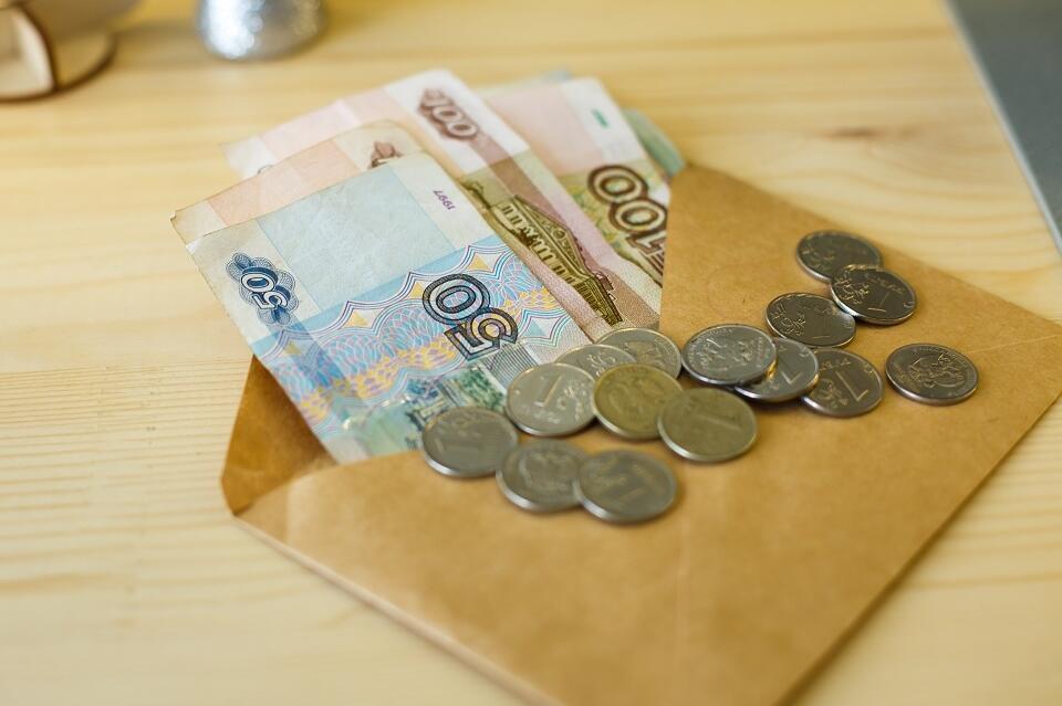 Инфляция в России выросла до 7,40%