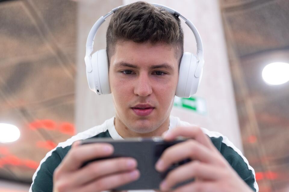 Новый сервис Yota: передай тариф другу в любом регионе страны