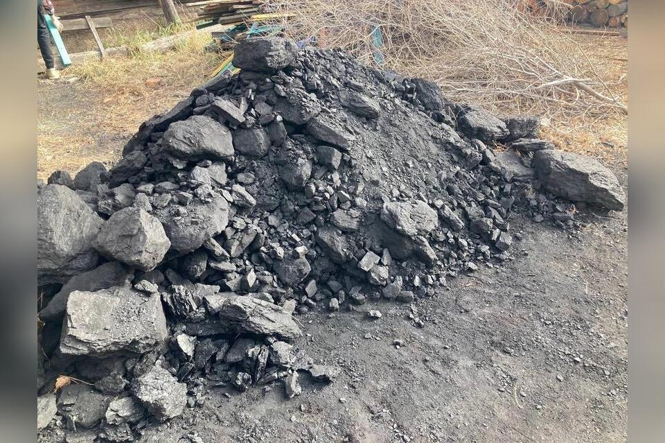 Забайкальскому посёлку не хватает угля в разгар отопительного сезона - администрация это опровергает