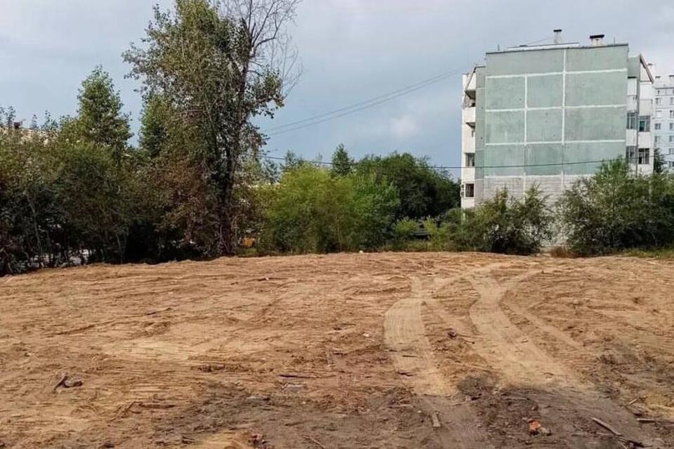 Два аварийных дома в Чите снесли за 1,2 млн рублей