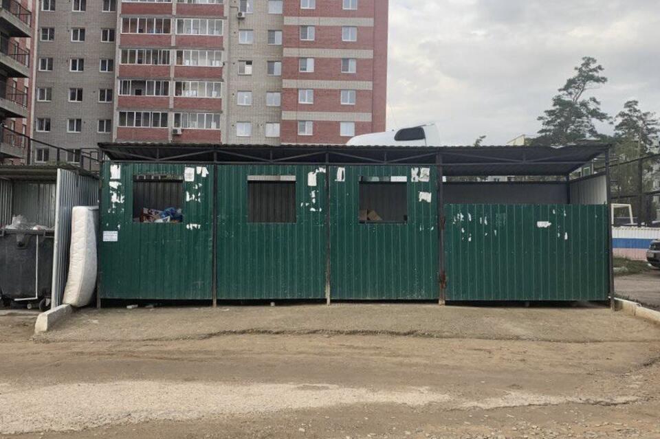 В Забайкалье предложили штрафовать за парковку у мусорных контейнеров