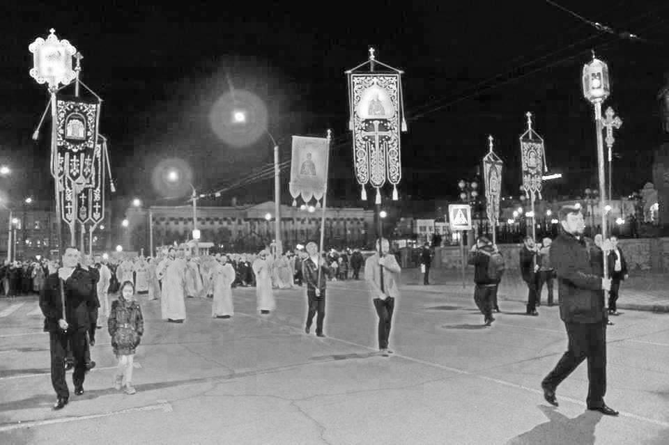 «Как это было». Перекрестный ход: субботники против Пасхи