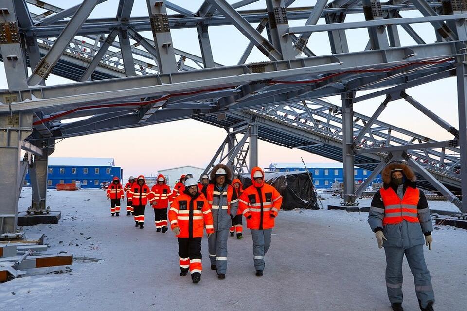 Александр Корнев посетил площадку строительства главного корпуса будущего ГМК «Удокан»