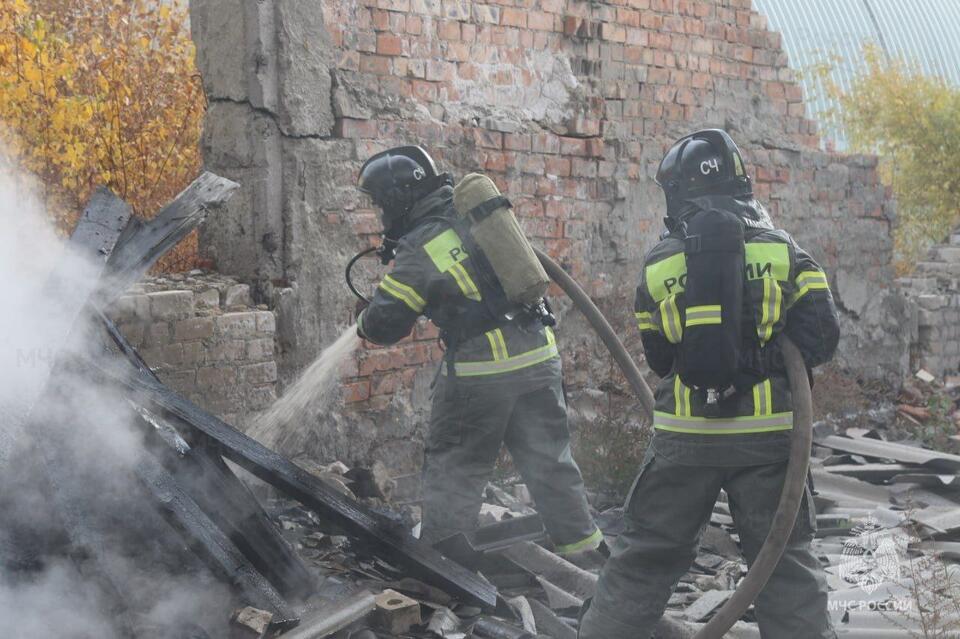 Жилой дом загорелся в Верхнем Цасучее