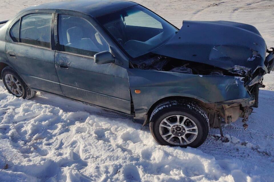 На перегоне «Куэнга – Сретенск» легковушка врезалась в локомотив