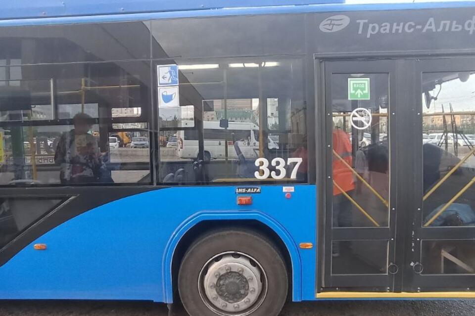 Людей высадили из троллейбуса в Чите