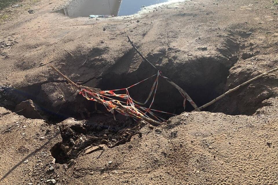 Золотодобывающая компания уничтожила проезд к селу Любовь