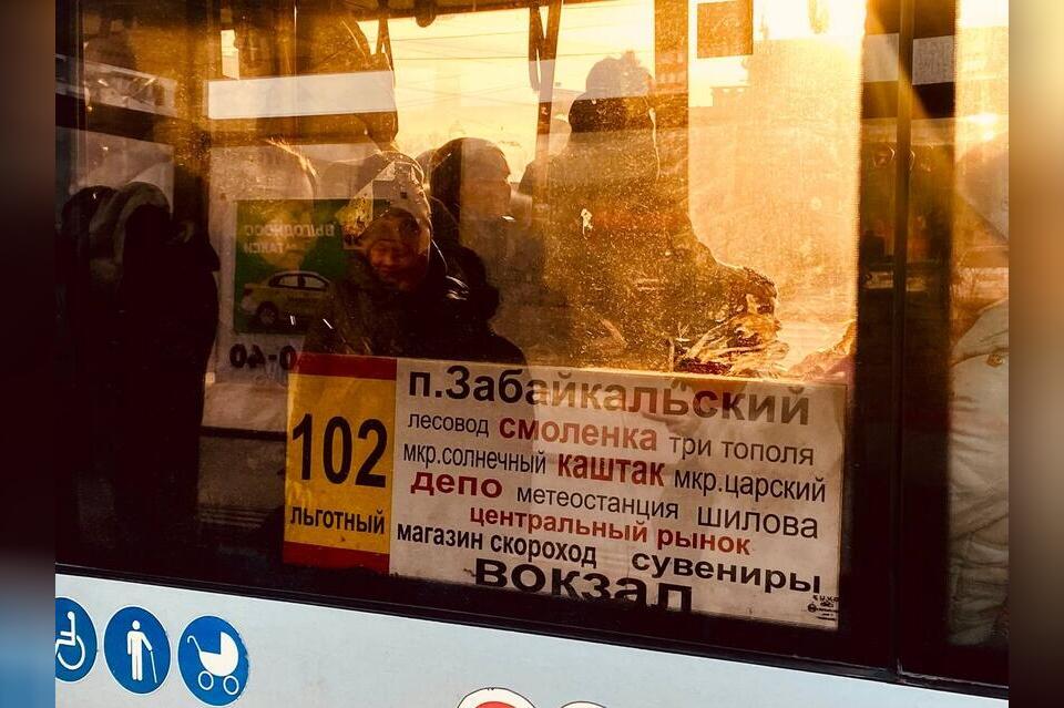 Жители Смоленки жалуются на единственный автобус №102