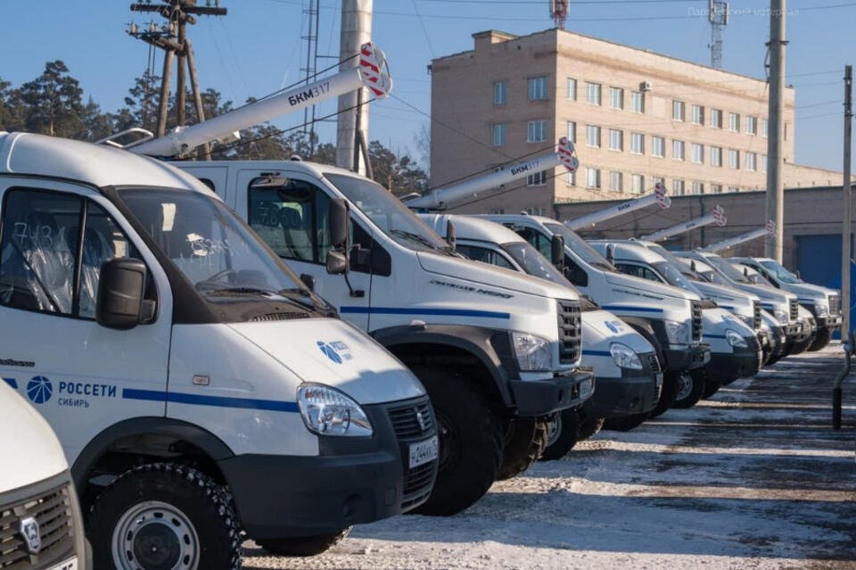 Новую спецтехнику вручили энергетикам Забайкалья