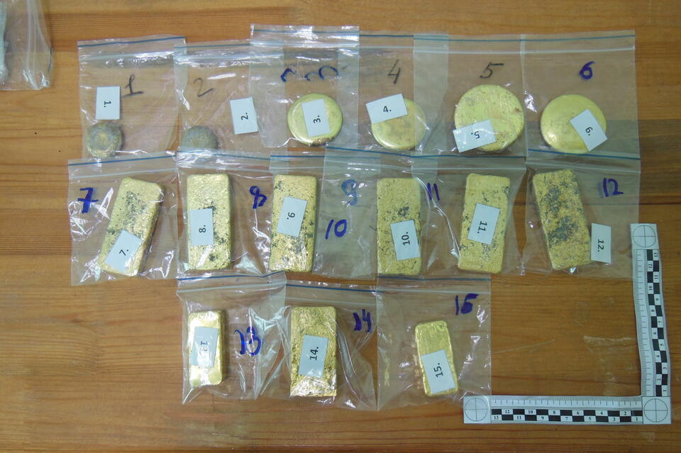 Контрабанду золотых слитков стоимостью более 47 млн рублей пресекли в Забайкалье