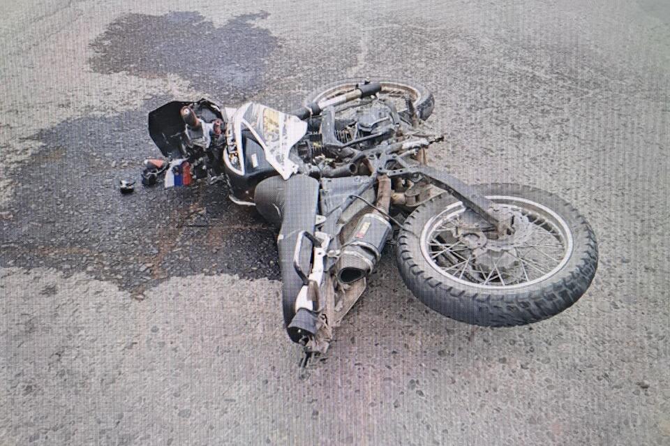 Подростки на мотоцикле попали в ДТП в поселке Ясногорск