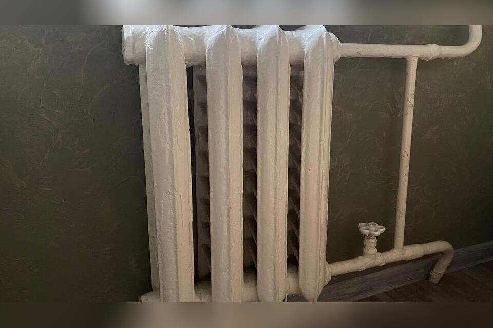 «Полюс холода в Забайкалье»: жители села Новая Кука продолжают замерзать в своих квартирах
