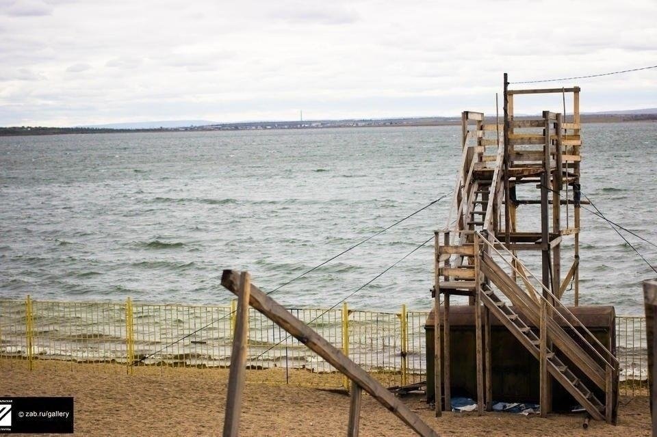 В регионе могут обязать золотодобытчиков обустраивать пляжи