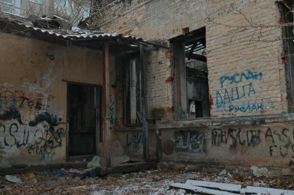 Развалины во дворе жилого дома оказались памятником градостроительству