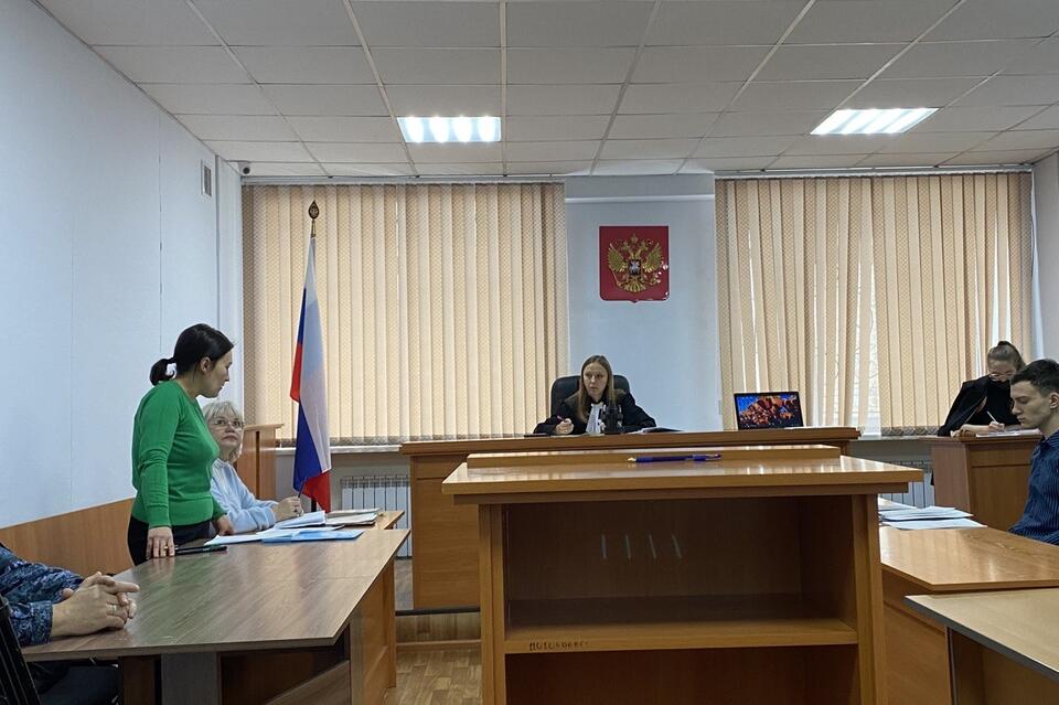 «Собачье дело»: Зоозащитница Саломатова заявила, что не загораживала въезд в приют