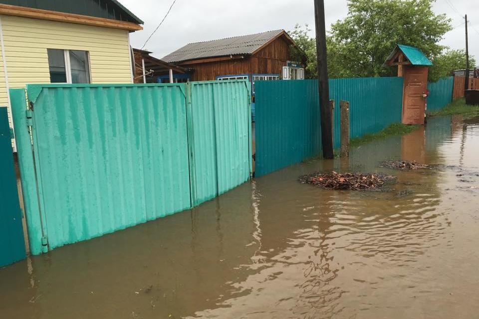 Жители пострадавших от паводка районов Забайкалья получают помощь «натурой»