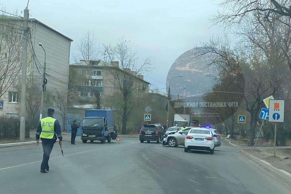 ДТП на Карла Маркса спровоцировало огромную пробку