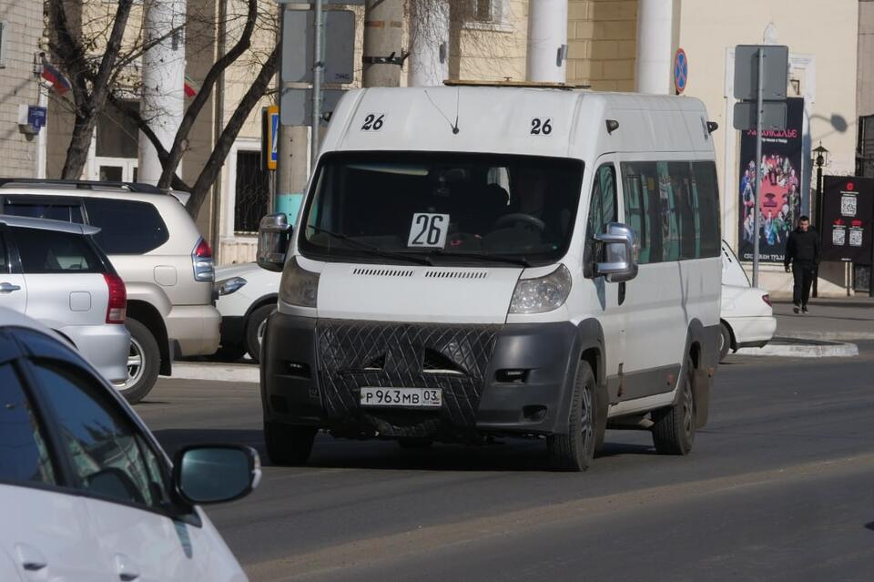 В Чите пассажирка маршрутки упала в салоне и оказалась в больнице