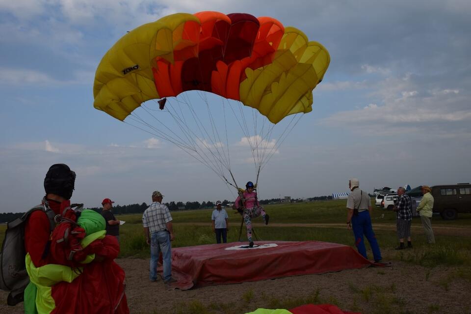 Соревнования по парашютному спорту будут проходить в Каштаке с 21 августа