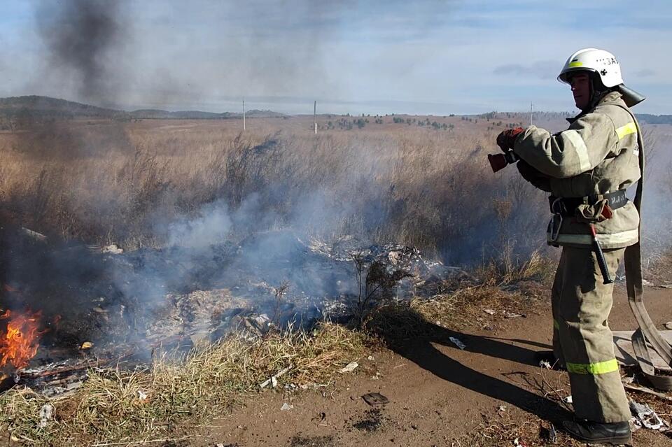 Более 10 пожаров было зарегистрировано в Забайкалье за выходные