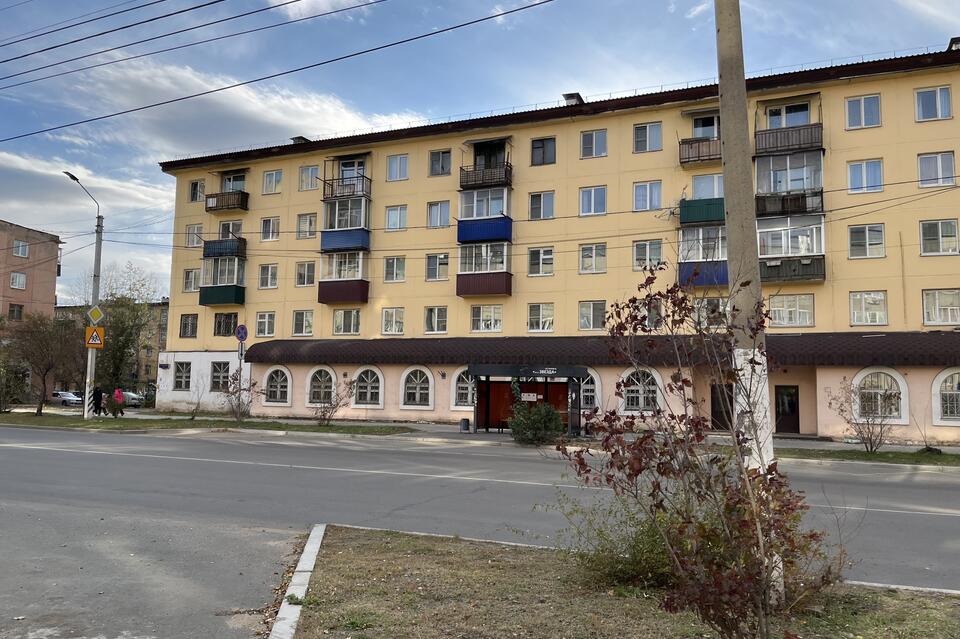 В Чите продолжают чистить дороги и коллекторы