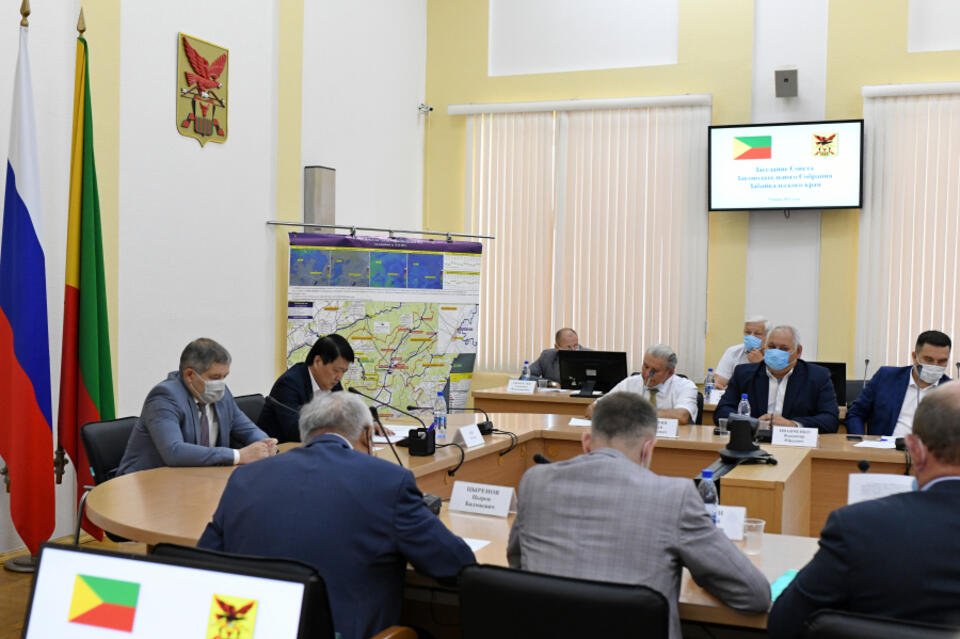 Законодатели участвуют в сборе средств для помощи пострадавшим в результате наводнения в районах края