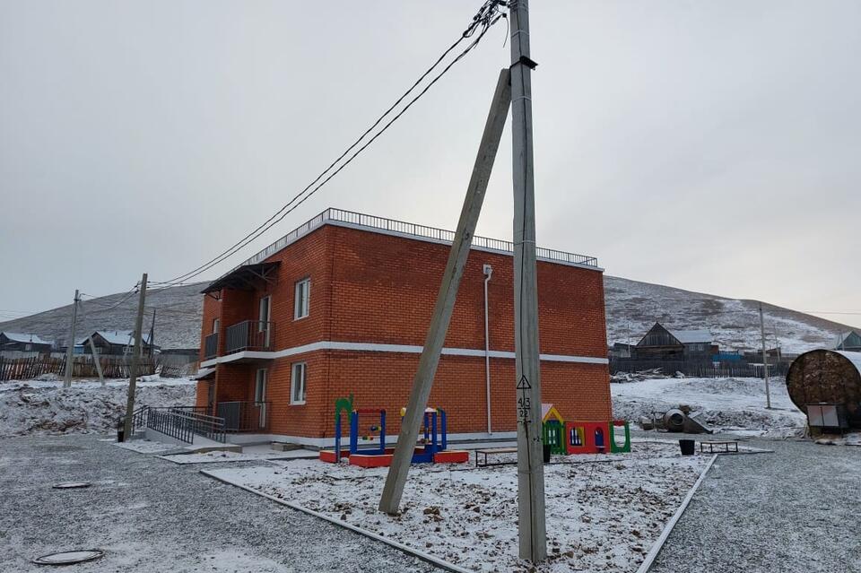 Новые дома для детей-сирот в Агинском получили электроснабжение