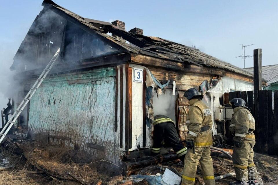 В доме под Читой произошёл пожар