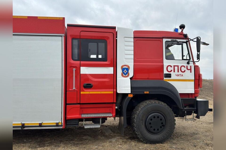 Лесной пожар в Верхне-Читинском лесничестве тушат