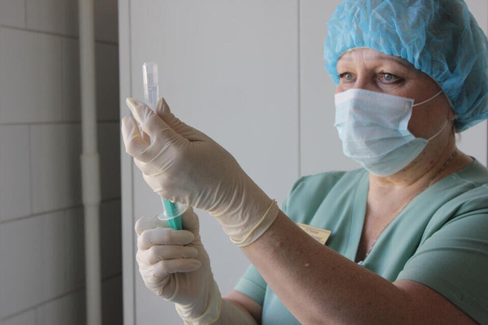 Почти 30 земских врачей выбрали работу в отдаленных селах региона