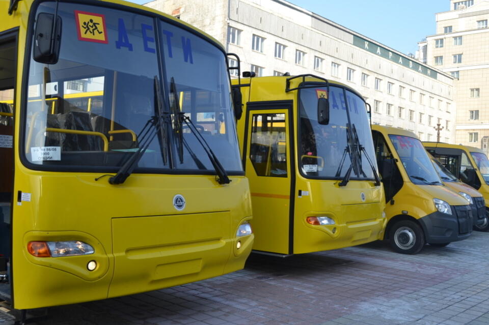 Школы Забайкальского края должны получить около 70 новых автобусов для детей