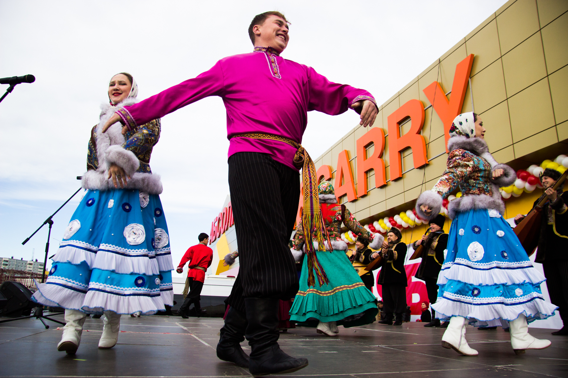 Абсолют - место для большого шоппинга