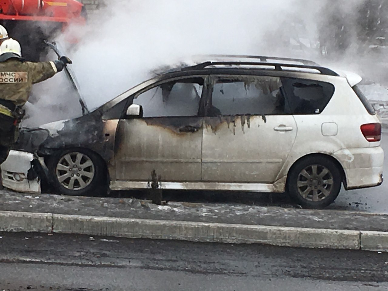 Автомобиль сгорел в центре Читы