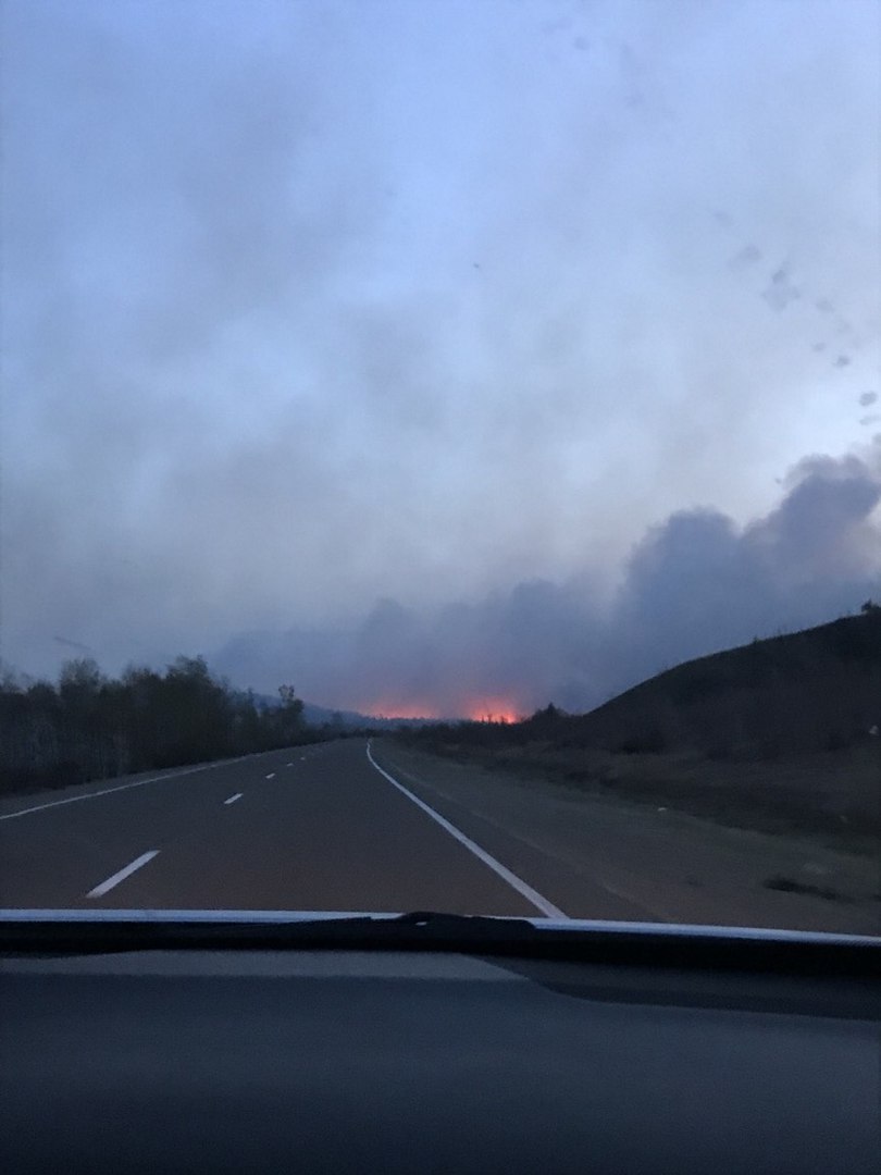 Крупный пожар перешёл из Дульдургинского в Агинский район