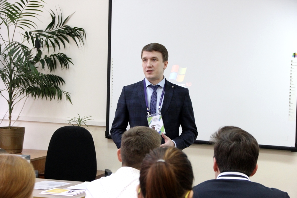 Лидер, «миллионер», филантроп