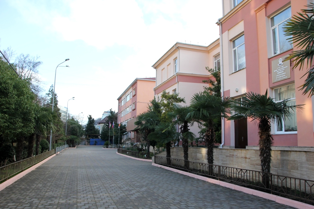 Лидер, «миллионер», филантроп