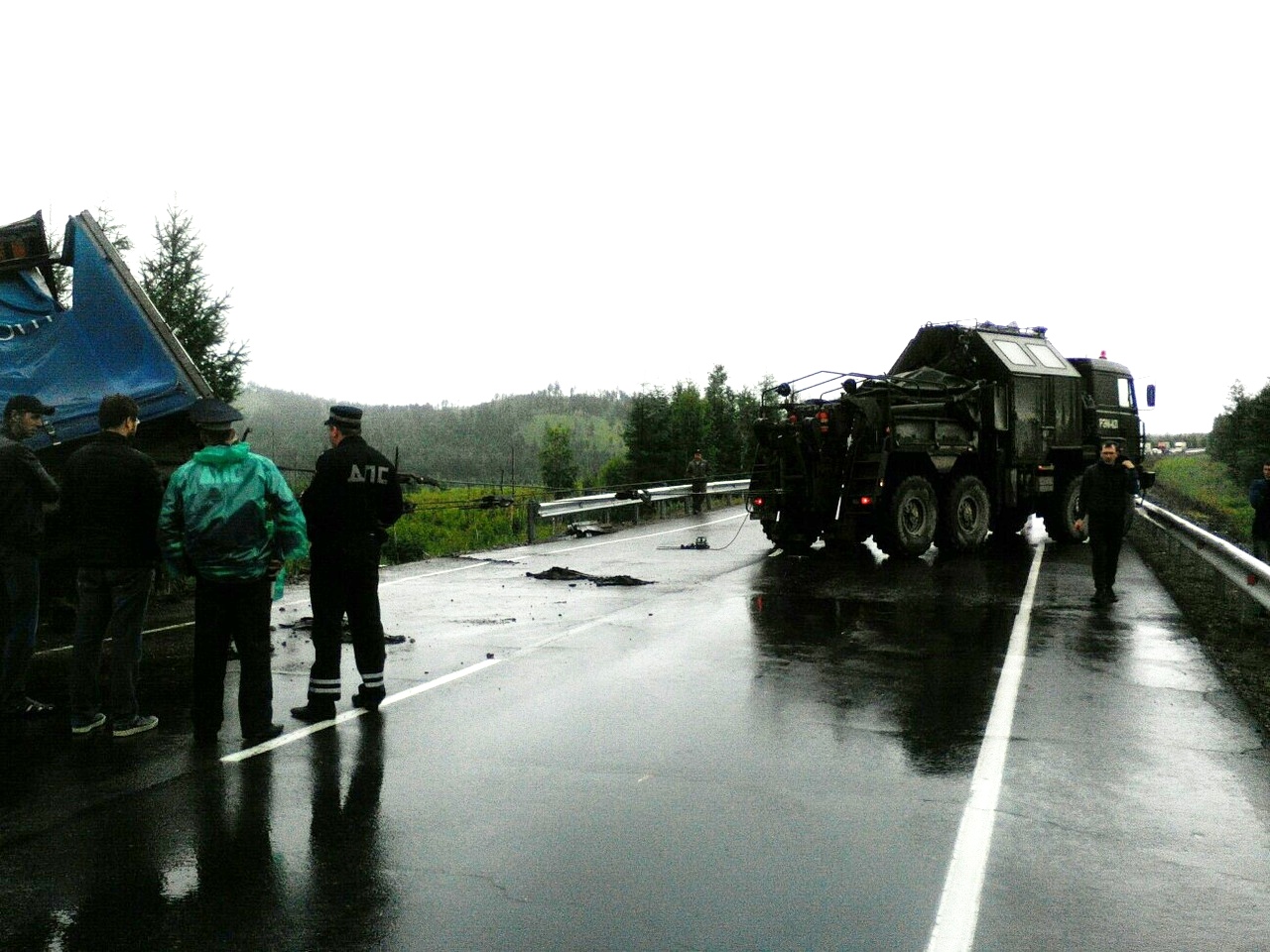 Военные помогают новосибирскому дальнобойщику, неделю ждавшему помощи в Забайкалье