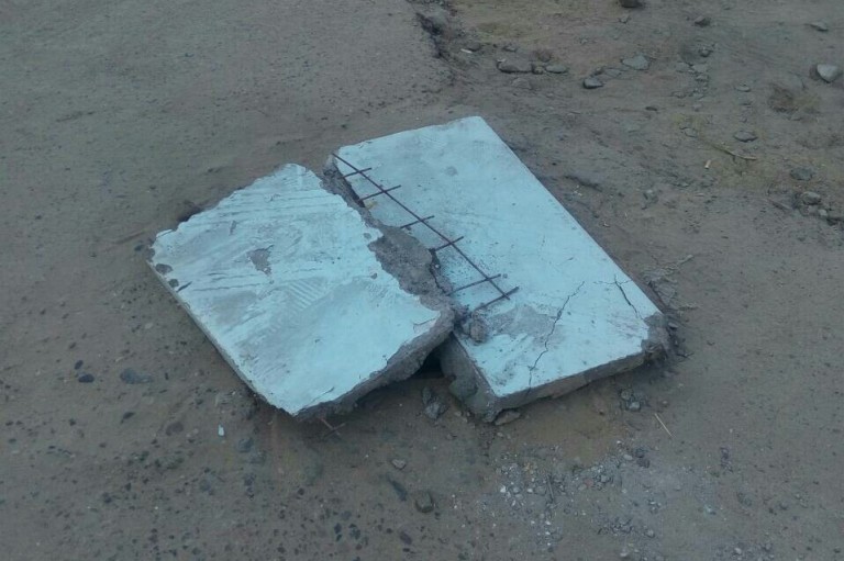 Крышки люков вторую ночь воруют в поселке Антипиха