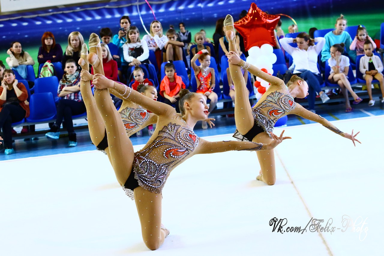 Юные читинки взяли 12 медалей в первенстве по художественной гимнастике в Красноярске