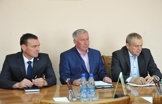 Жданова встретилась с вновь назначенными министрами и пожелала им успехов