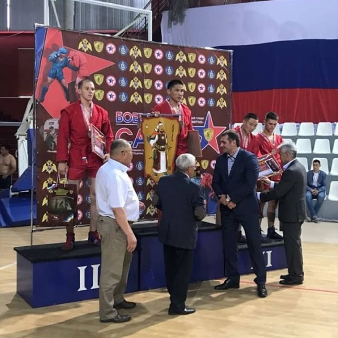 Два забайкальца стали победителями на турнирах по самбо в Бурятии